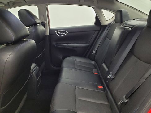 Used 2016 Nissan Sentra SR w/ SR Premium Package FWD image 18
