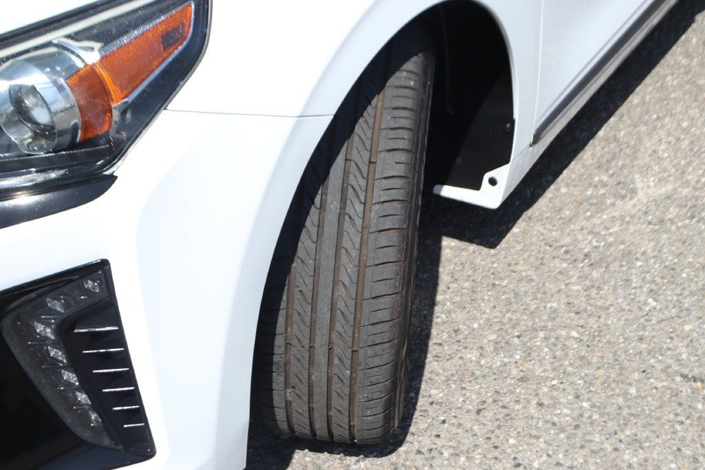 Used 2019 Hyundai Ioniq Electric FWD image 41