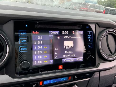 Used 2019 Toyota Tacoma TRD Pro AWD/4WD image 30