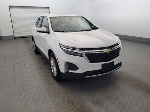 Used 2022 Chevrolet Equinox LT w/ LPO, Floor Liner Package AWD/4WD image 13