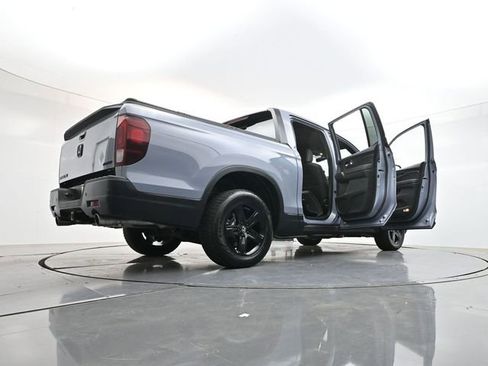 Used 2023 Honda Ridgeline Black Edition image 57