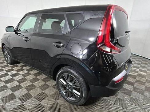 Used 2021 Kia Soul S FWD image 5