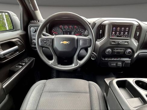 Used 2026 Chevrolet Silverado 1500 Custom AWD/4WD image 13