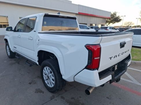 Used 2024 Toyota Tacoma SR5 image 4