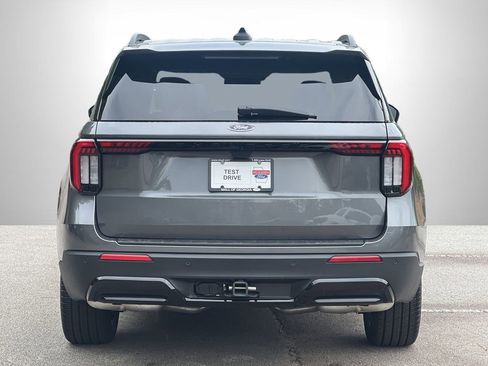 New 2026 Ford Explorer ST-Line w/ ST-Line Street Pack RWD image 23