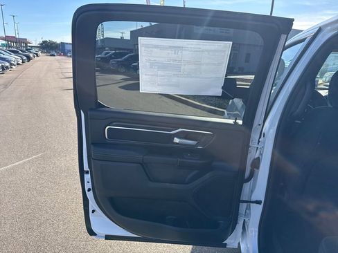 New 2026 RAM 1500 Big Horn AWD/4WD image 23