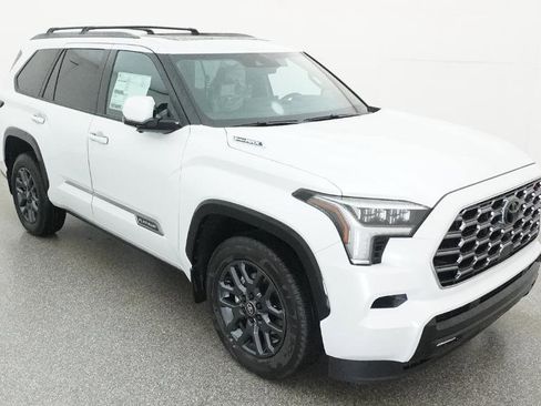 New 2026 Toyota Sequoia Platinum image 6