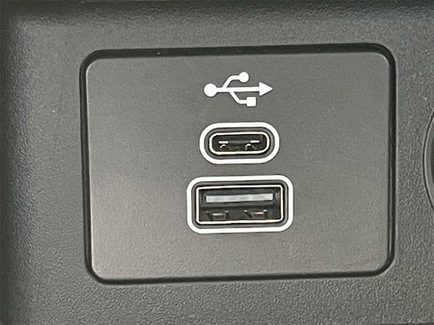 New 2025 Ford Escape Active image 19