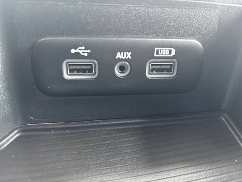 Used 2019 RAM 1500 Tradesman RWD image 25