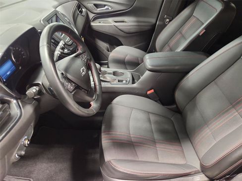 Used 2024 Chevrolet Equinox RS FWD image 18