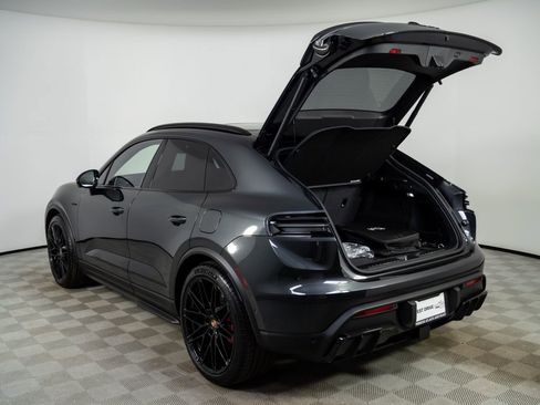New 2026 Porsche Macan GTS Electric image 33