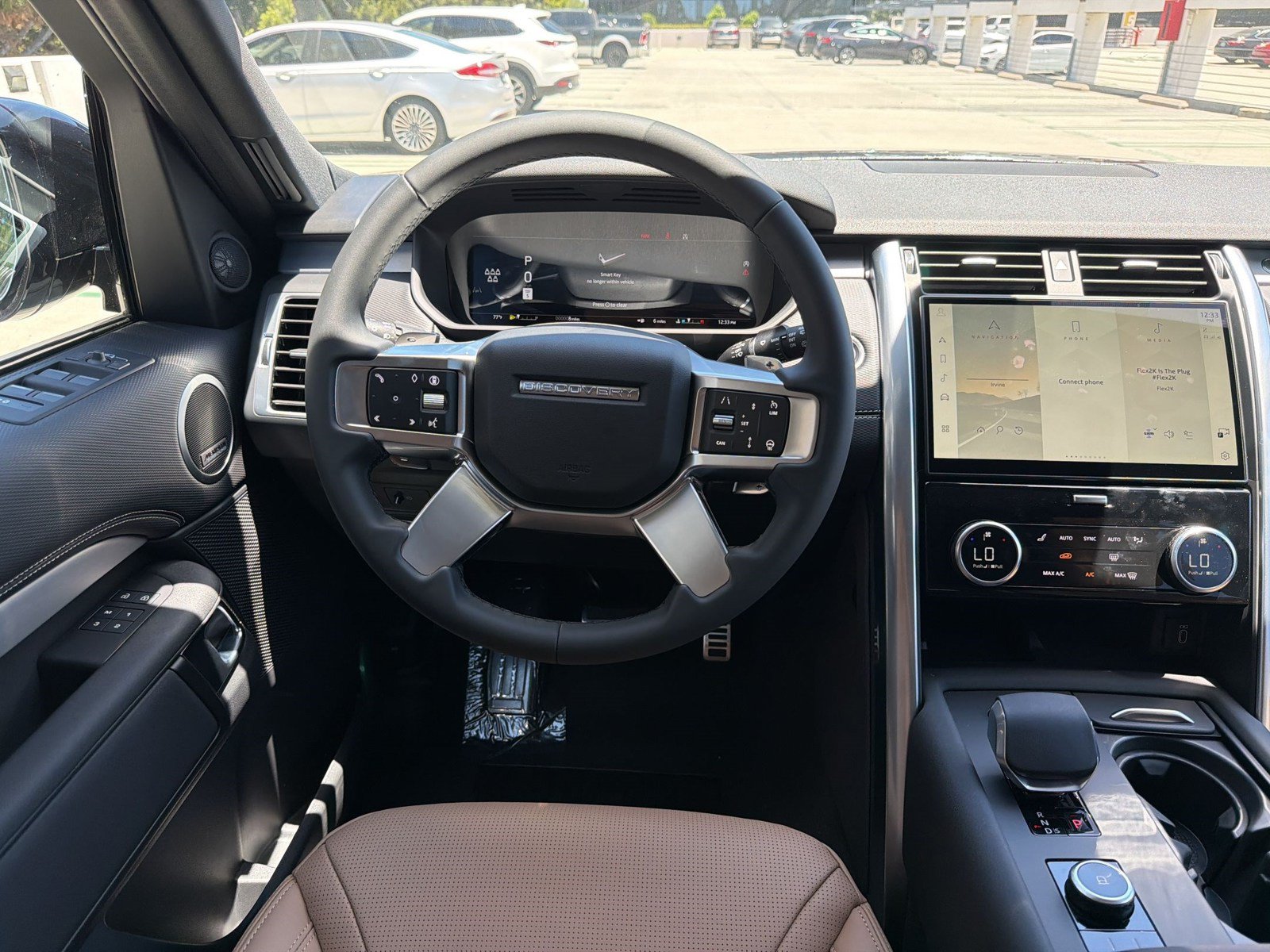 New 2026 Land Rover Discovery Limited Edition AWD/4WD image 29