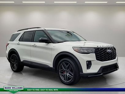 Used 2025 Ford Explorer ST-Line w/ ST-Line Street Pack