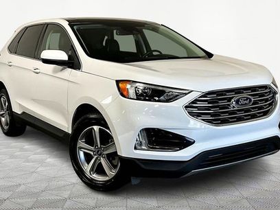 Used 2022 Ford Edge SEL w/ Convenience Package