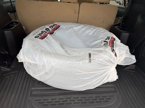 Used 2017 Ford Explorer Limited image 24