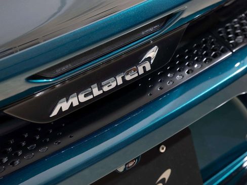 Used 2023 McLaren GT image 29