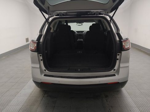 Used 2015 Chevrolet Traverse LT image 29