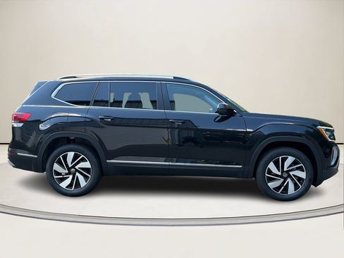 New 2026 Volkswagen Atlas SEL AWD/4WD image 2