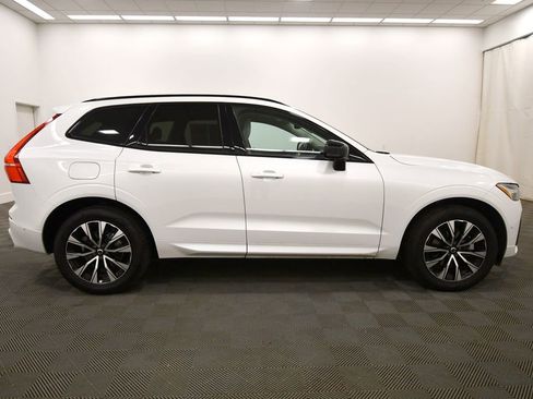 Used 2024 Volvo XC60 B5 Plus w/ Protection Package Premier AWD/4WD image 9