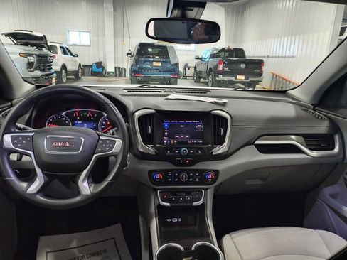 Used 2022 GMC Terrain SLE w/ Driver Convenience Package AWD/4WD image 9