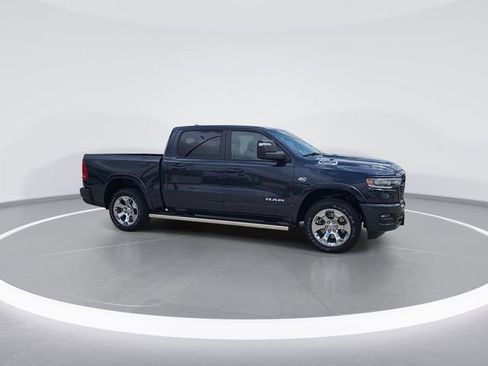 New 2026 RAM 1500 4x4 Crew Cab image 9
