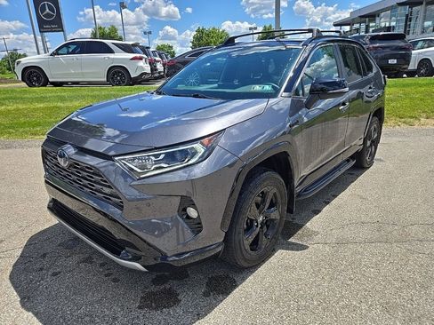 Used 2021 Toyota RAV4 XSE AWD/4WD image 11