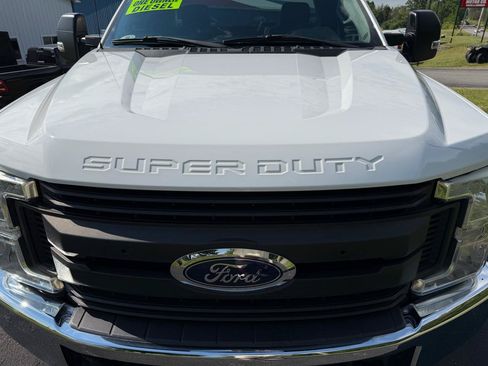 Used 2017 Ford F350 XL w/ Power Equipment Group AWD/4WD image 7