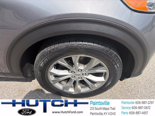 Used 2021 Ford Explorer Limited w/ Equipment Group 301A AWD/4WD image 28