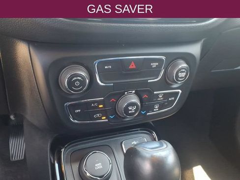 Used 2020 Jeep Compass Limited AWD/4WD image 17
