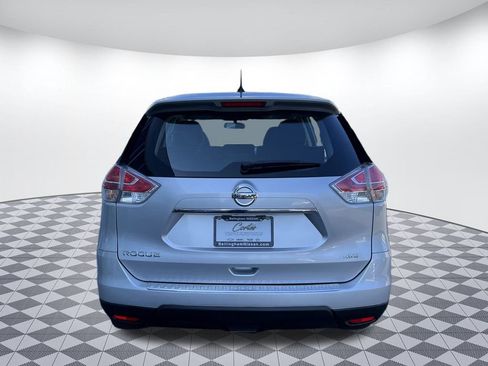 Used 2016 Nissan Rogue S image 4