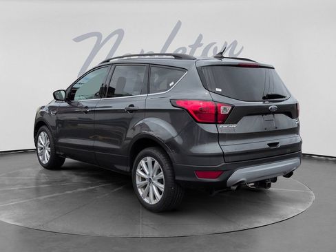 Used 2019 Ford Escape SEL AWD/4WD image 6