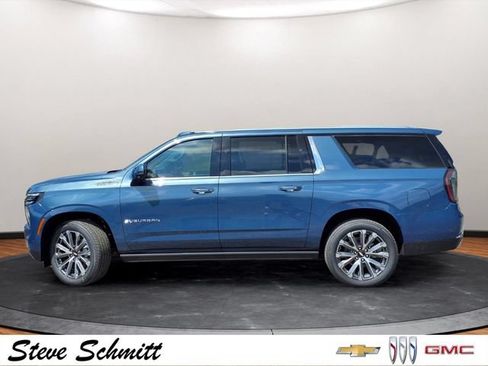 New 2026 Chevrolet Suburban High Country AWD/4WD image 2