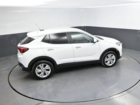 Used 2025 Buick Encore GX Preferred AWD/4WD image 33