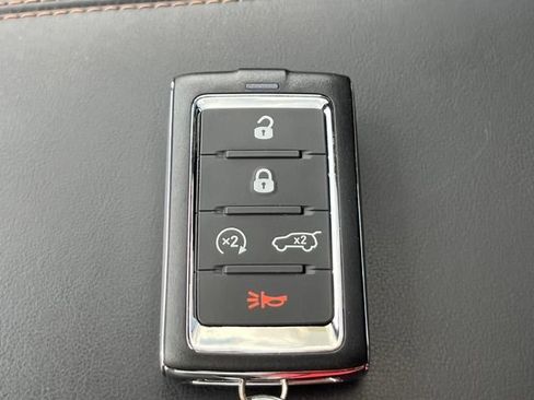 Used 2023 Jeep Grand Cherokee Summit AWD/4WD image 24