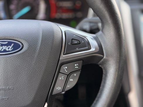 Used 2018 Ford Fusion SE w/ Equipment Group 602A FWD image 28