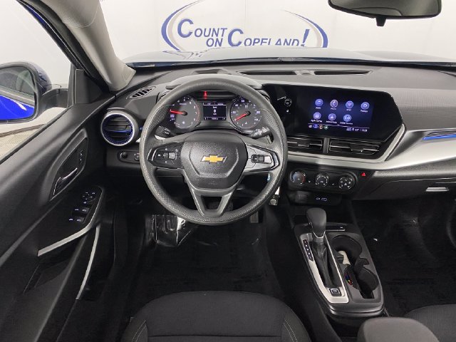 Certified 2024 Chevrolet Trax LS w/ LS Convenience Package FWD image 16
