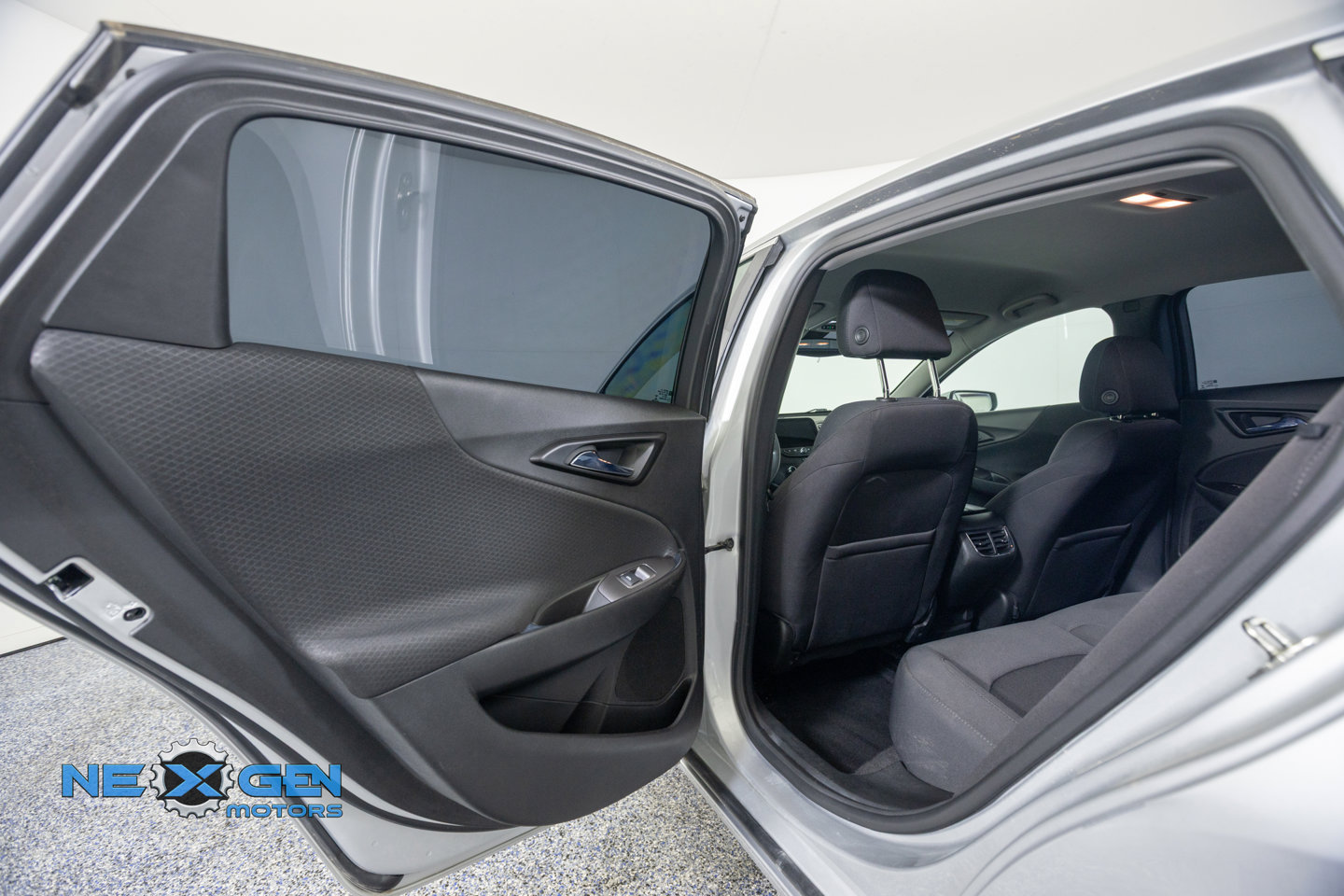 Used 2022 Chevrolet Malibu LT FWD image 26