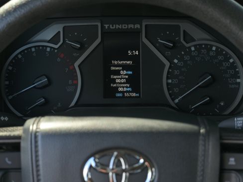 Used 2022 Toyota Tundra SR5 w/ SR5 Convenience Package AWD/4WD image 20