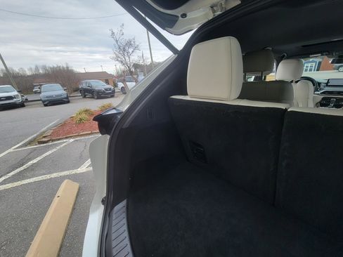 Used 2021 MAZDA CX-9 Signature image 36