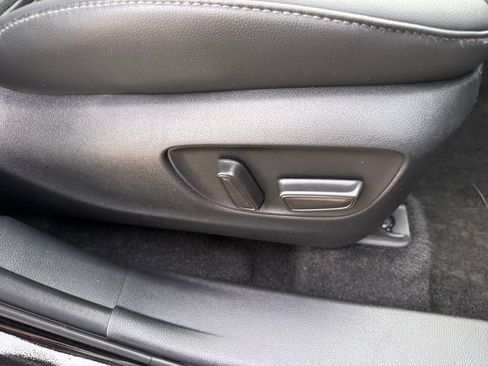 Used 2025 Toyota Highlander XSE AWD/4WD image 43