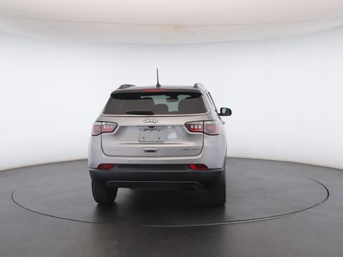 Certified 2019 Jeep Compass Limited w/ Safety & Security Group image 25