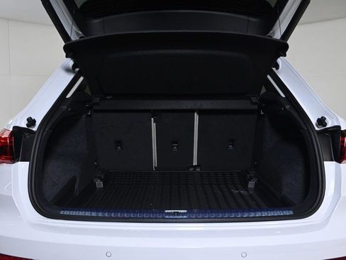 Used 2025 Audi Q3 2.0T Premium w/ Convenience Package image 22