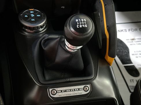 Used 2021 Ford Bronco Badlands image 29