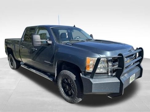 Used 2007 Chevrolet Silverado 2500 LTZ w/ Safety Package AWD/4WD image 4