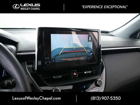 Used 2024 Toyota Corolla Cross AWD Hybrid w/ Convenience Package image 34