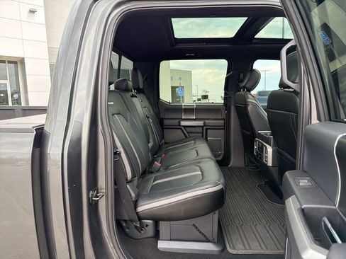 Used 2018 Ford F450 Platinum w/ Platinum Ultimate Package AWD/4WD image 19