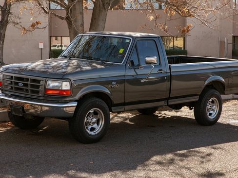 Used 1993 Ford F250 XL image 9