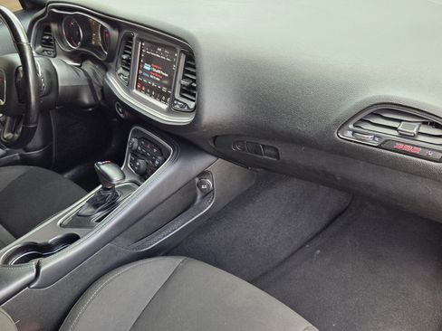 Used 2021 Dodge Challenger R/T Scat Pack RWD image 11