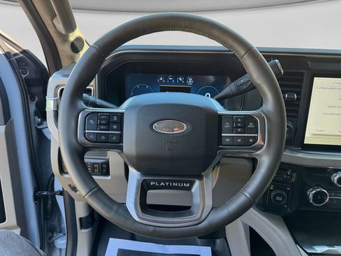 Used 2025 Ford F450 Platinum w/ Platinum Plus Package AWD/4WD image 11