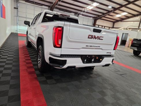Used 2021 GMC Sierra 1500 AT4 w/ AT4 Premium Package AWD/4WD image 27